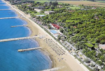 Hotel, Villaggio San Francesco Mobile Homes by Happy Camp