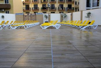 Hotel, Canifor Hotel