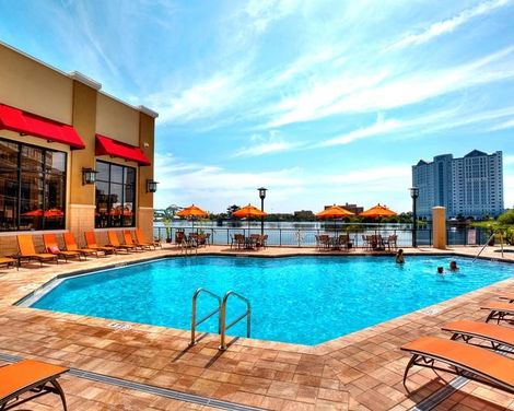 Ramada Plaza by Wyndham Orlando Resort & Suites International Drive-1