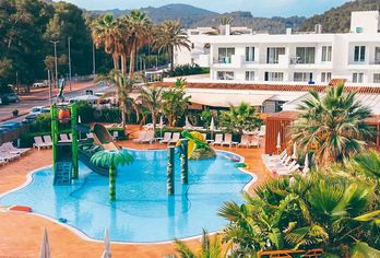 Hotel, Balansat Resort