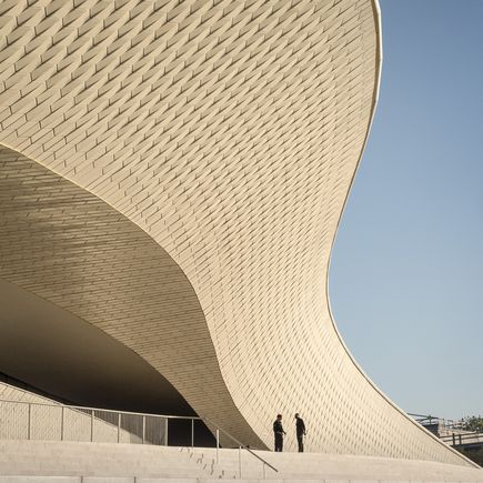 Die Kunsthalle MAAT beherbergt zeitgenössische Kunst 