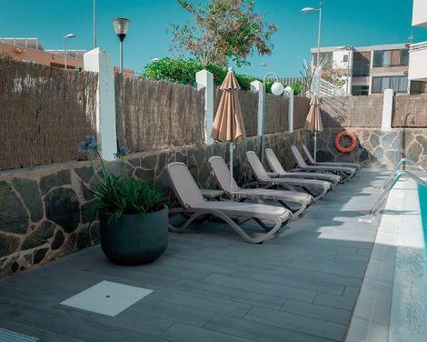 Apartamentos El Palmar-4