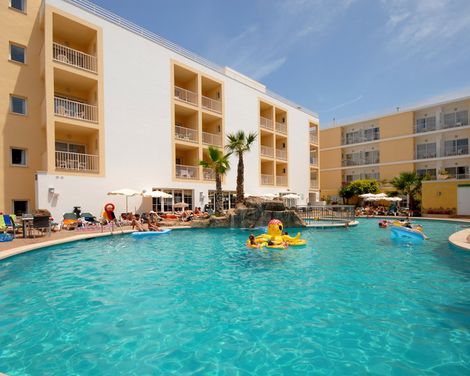 Hotel Capricho & Spa-0