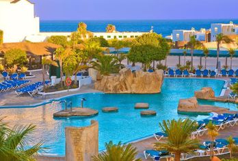 Hotel, BlueSea Costa Bastian