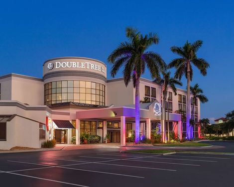 Doubletree by Hilton Fort Myers at Bell Tower Shops-1
