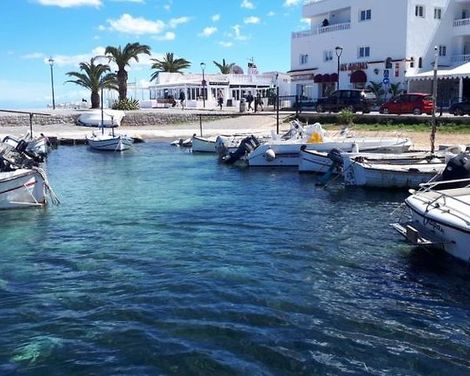 Hostal Las Arenas-0