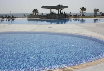 Hotel, Amphora Hotel & Suites