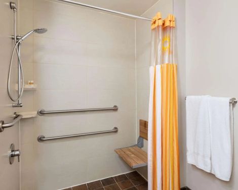 La Quinta Inn and Suites New York City Central Park-0