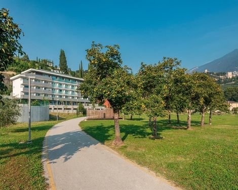 Hoody Active & Happiness Hotel-2