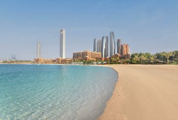 Hotel, Royal Rose Abu Dhabi, a Curio Collection by Hilton Affiliated Hotel