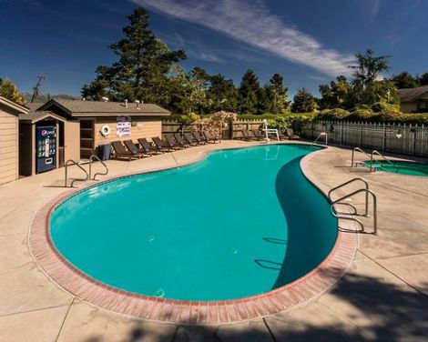 Cambria Pines Lodge-1