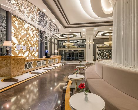 Diamond Premium Hotel & Spa-3