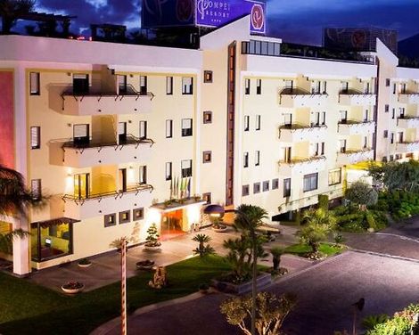 Abalon Pompei Resort-4