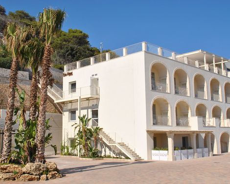 Est Hotel-0
