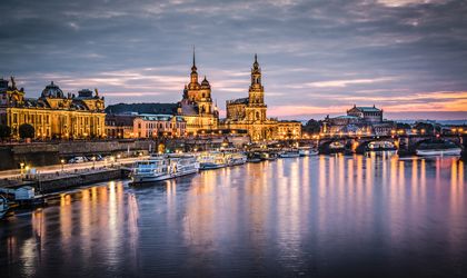 Städtereise Potsdam, Dresden, Trier Blick auf Dresdens Altstadt und Elbe