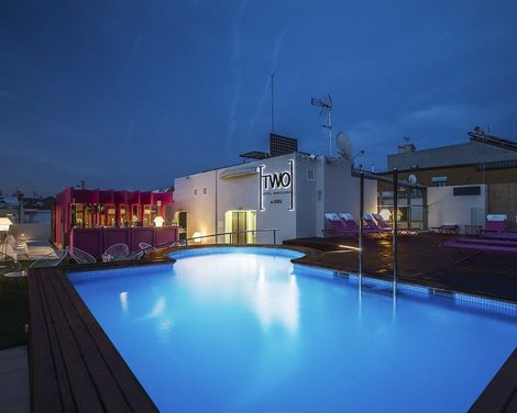TWO Hotel Barcelona by Axel-4