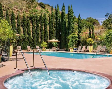 Days Inn by Wyndham San Diego Hotel Circle-0