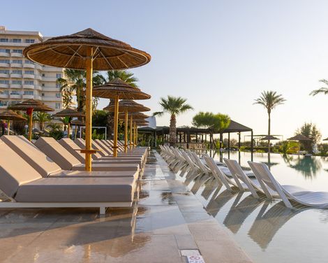 Pegasos Deluxe Beach Hotel-3