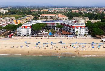 Hotel, Estival Centurión