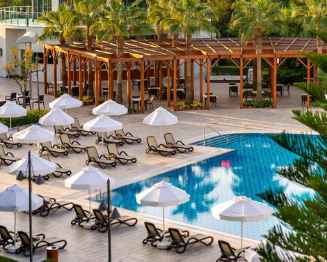 Commodore Elite Suites & Spa-2