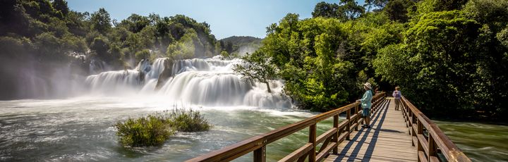 Nationalpark Krka, Brücke und Wasserfall