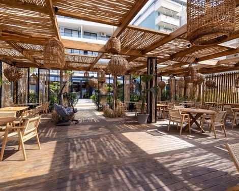 Sea & Sand Hotel-1