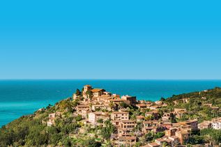 Stadt am Westlichen Mittelmeer
