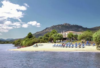 Hotel, Colonna Hotel Du Golf
