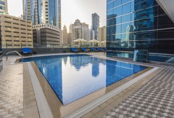 Hotel, Golden Tulip Media Hotel