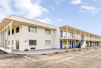 Hotel, Motel 6 Waco Lacey