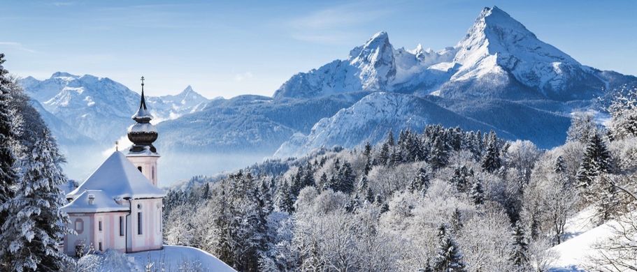 Kirche Maria Gern mit Watzmann im Winter
