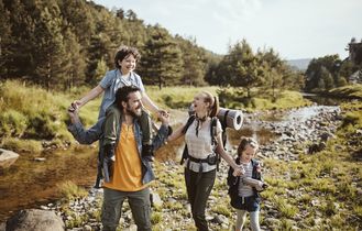 Familie wandern