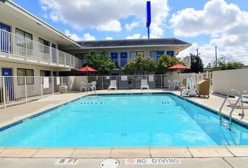 Hotel, Motel 6 Kingsville