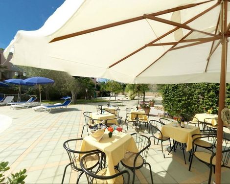 Gli Ontani Hotel Residence-4