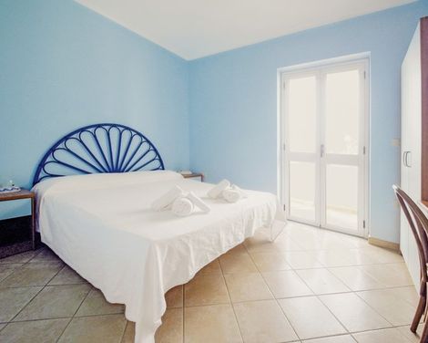 Hotel Villaggio Pineta Petto Bianco-3