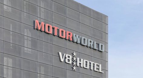 V8 Hotel Köln