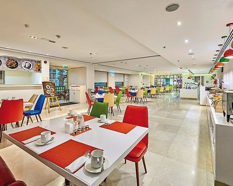 Ramada Hotel & Suites by Wyndham Dubai JBR-4