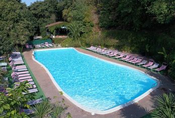 Hotel, Seven Hills Village