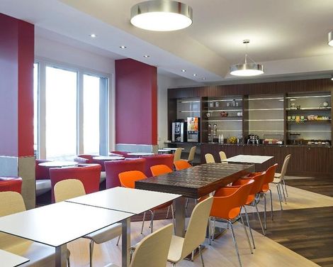 B&B HOTEL Trento-3