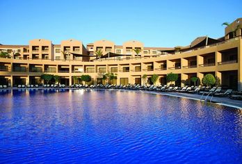 Hotel, Coral Sea Aqua Club