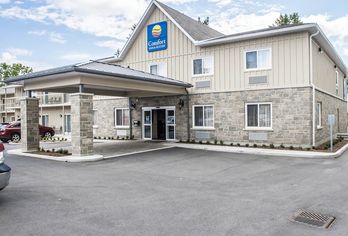 Comfort Inn & Suites Thousand Islands Harbour District