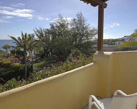 ROBINSON Esquinzo Playa-2