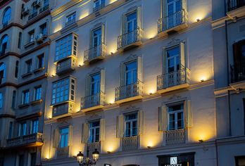 Hotel, Hotel Atarazanas