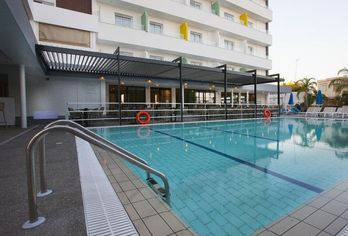 Hotel, Napa Plaza Hotel
