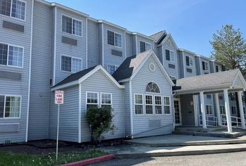 Hotel, Baymont Inn & Suites by Wyndham Anchorage Airport