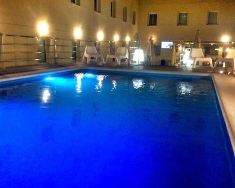 Urban Dream Hotel Nevada-0