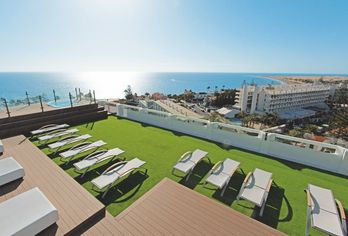 Hotel, Hotel Caserio