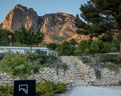 Nature Suites Hotel Puig Campana-3