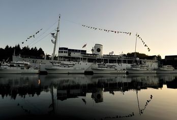 Hotel, Canadian Princess Lodge & Marina