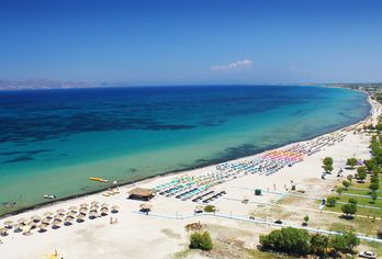 Tigaki Beach